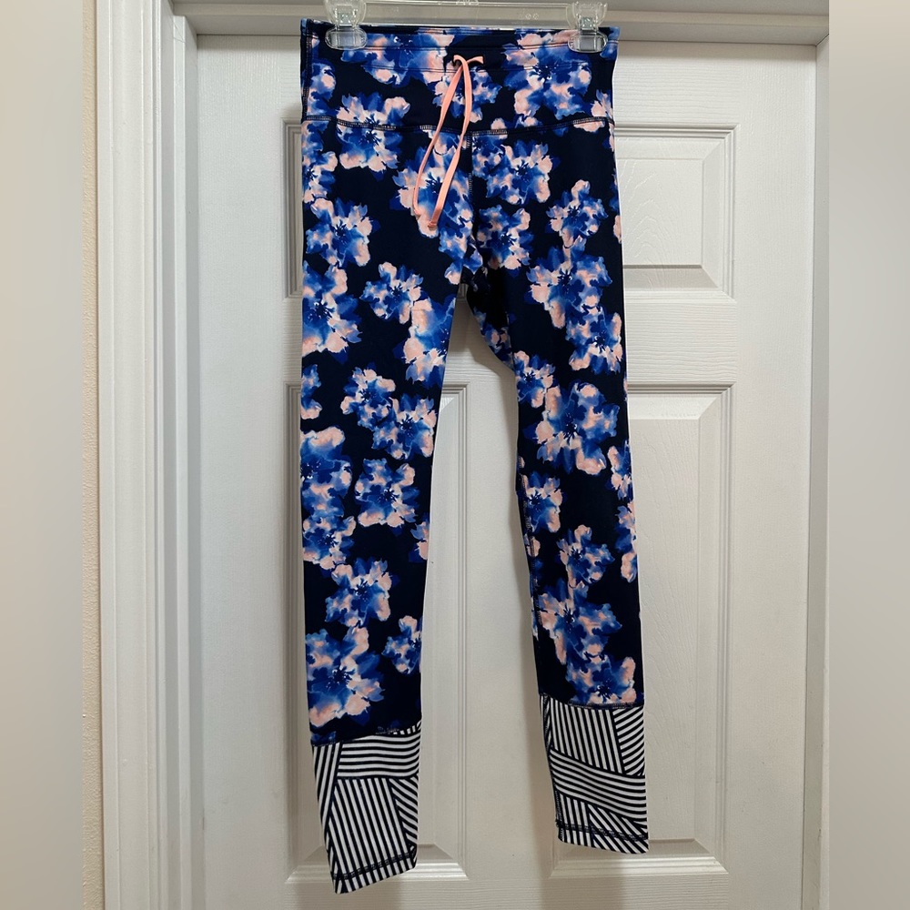 Old Navy Active Women’s Full Length Leggings Size Medium